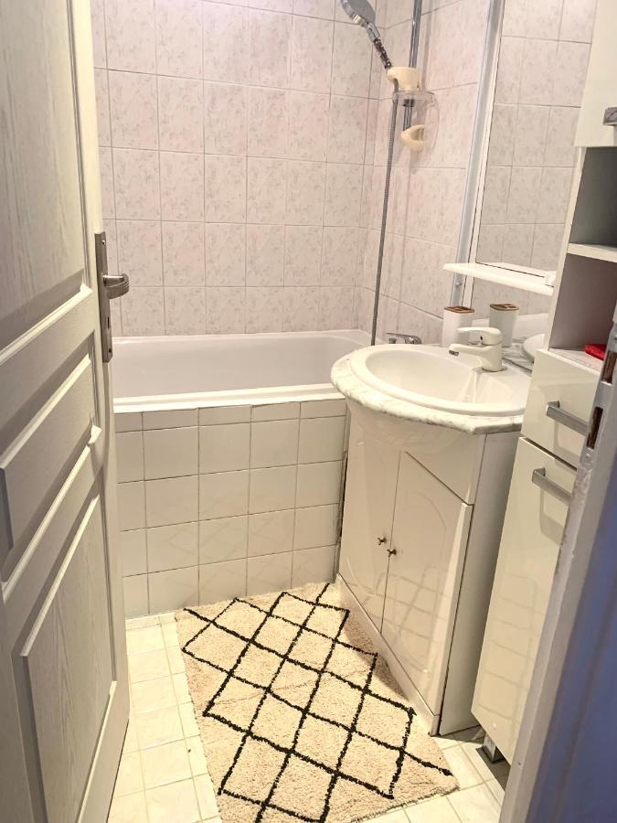 Little Champs-Elysees Apartment Drancy Ngoại thất bức ảnh